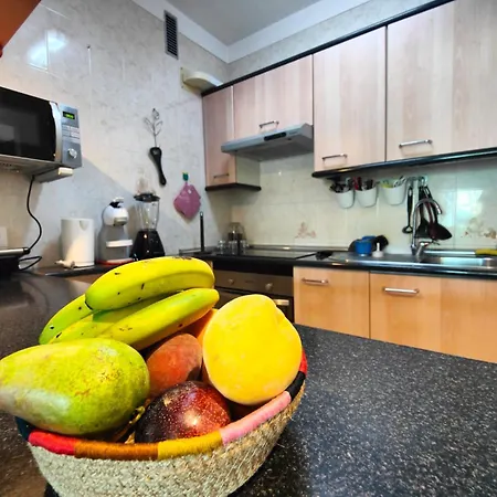 Apartamento Vacacional Vistas Al Mar Con Garaje Gratuito *